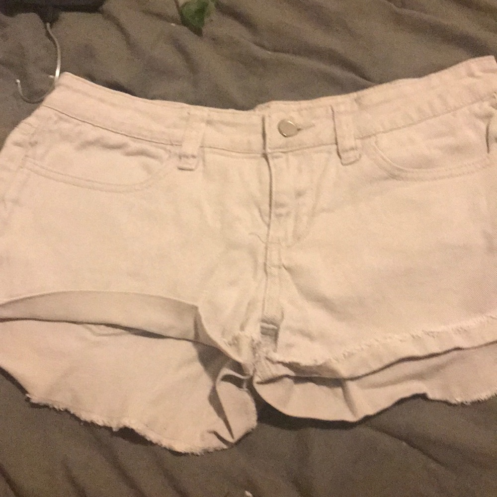 White forever 21 jean shorts